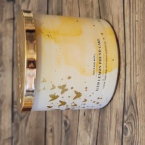 3 wick Iced Lemon Pound Cake